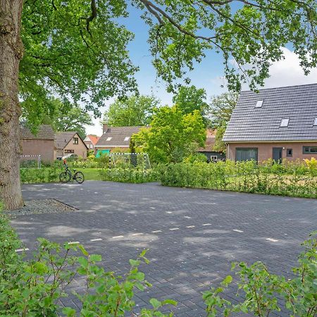 Charming Villa In Lemele With A Nice Garden ภายนอก รูปภาพ