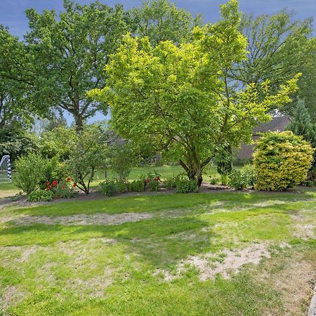 Charming Villa In Lemele With A Nice Garden ภายนอก รูปภาพ